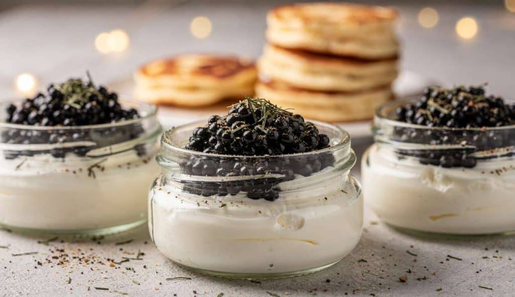 Verrines festives aux œufs de lump : recette simple et élégante