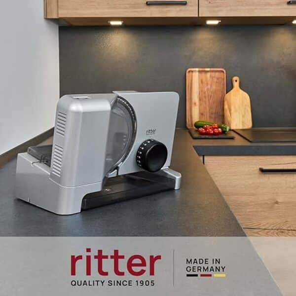 Découvrez notre test complet de la trancheuse ritter E 16 : une alliance de précision et d'innovation allemande pour transformer vos expériences culinaires.