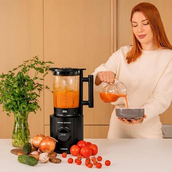 Découvrez le blender cecotec Glass Grand Katana 2700MAX : un mélange parfait de puissance et de design pour vos préparations culinaires
