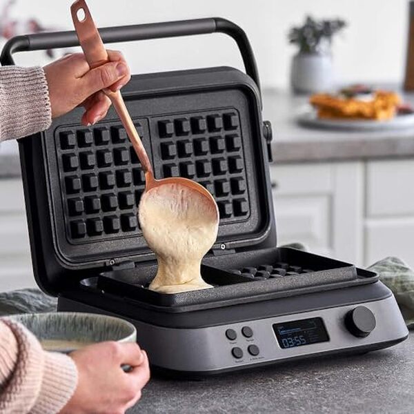 Découvrez le test complet du gaufrier Wanda de Springlane et succombez à la gourmandise électrique avec ses 1600 W de puissance pour des gaufres parfaites à chaque utilisation