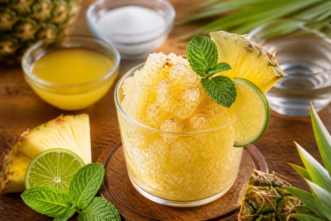 Granité d'ananas maison : une recette rafraîchissante